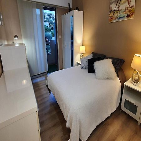 Classy Apartment In Nice With Pool And Private Parking Place Exterior photo