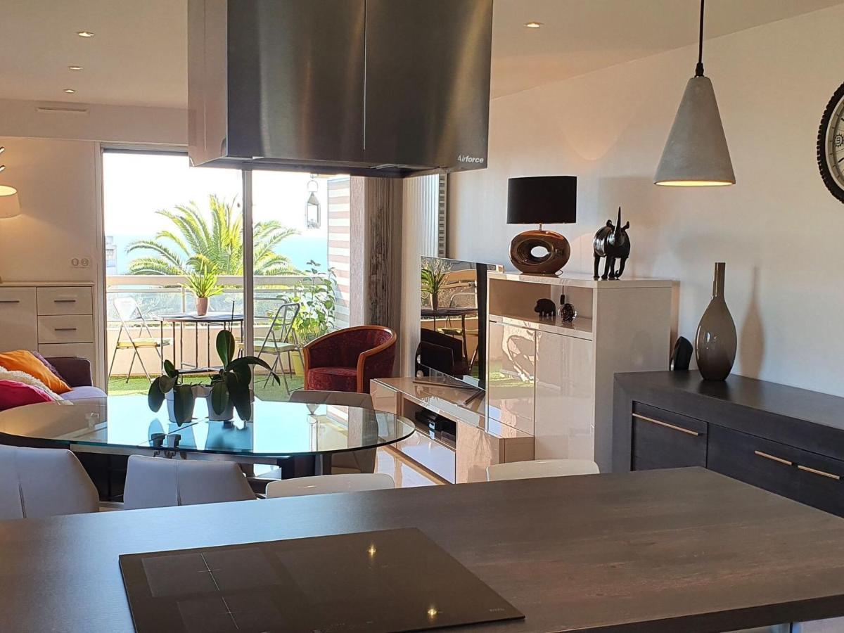 Classy Apartment In Nice With Pool And Private Parking Place Exterior photo