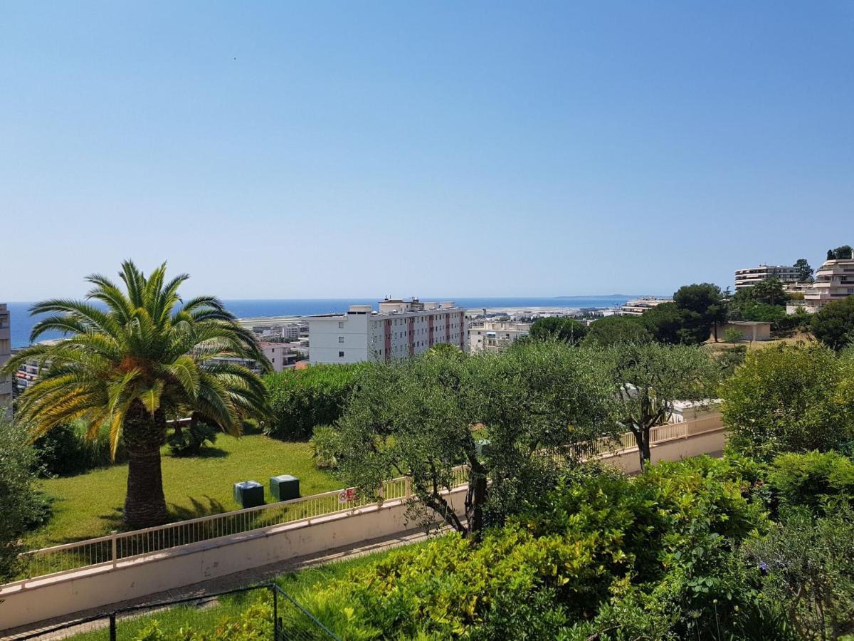 Classy Apartment In Nice With Pool And Private Parking Place Exterior photo