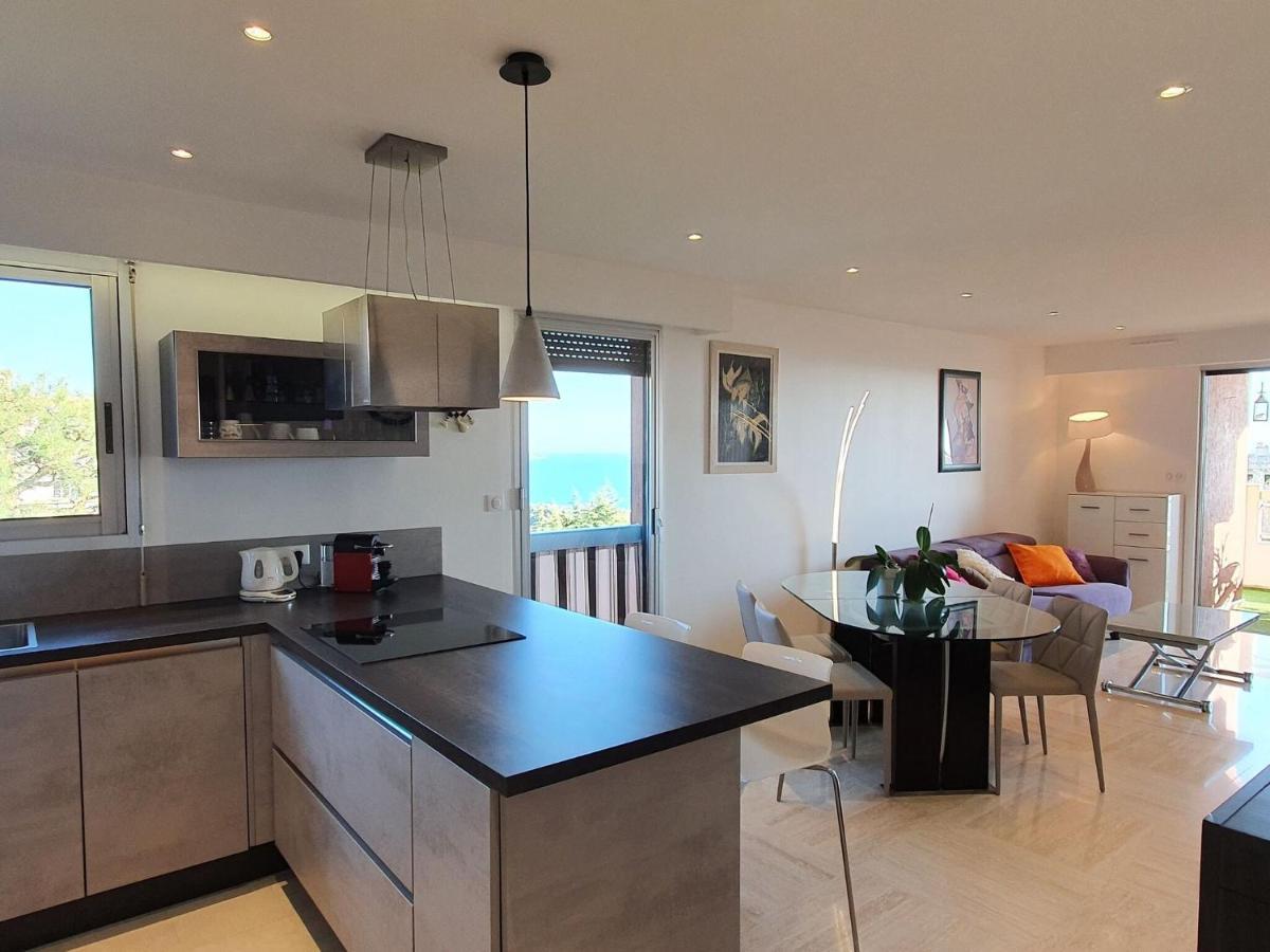 Classy Apartment In Nice With Pool And Private Parking Place Exterior photo