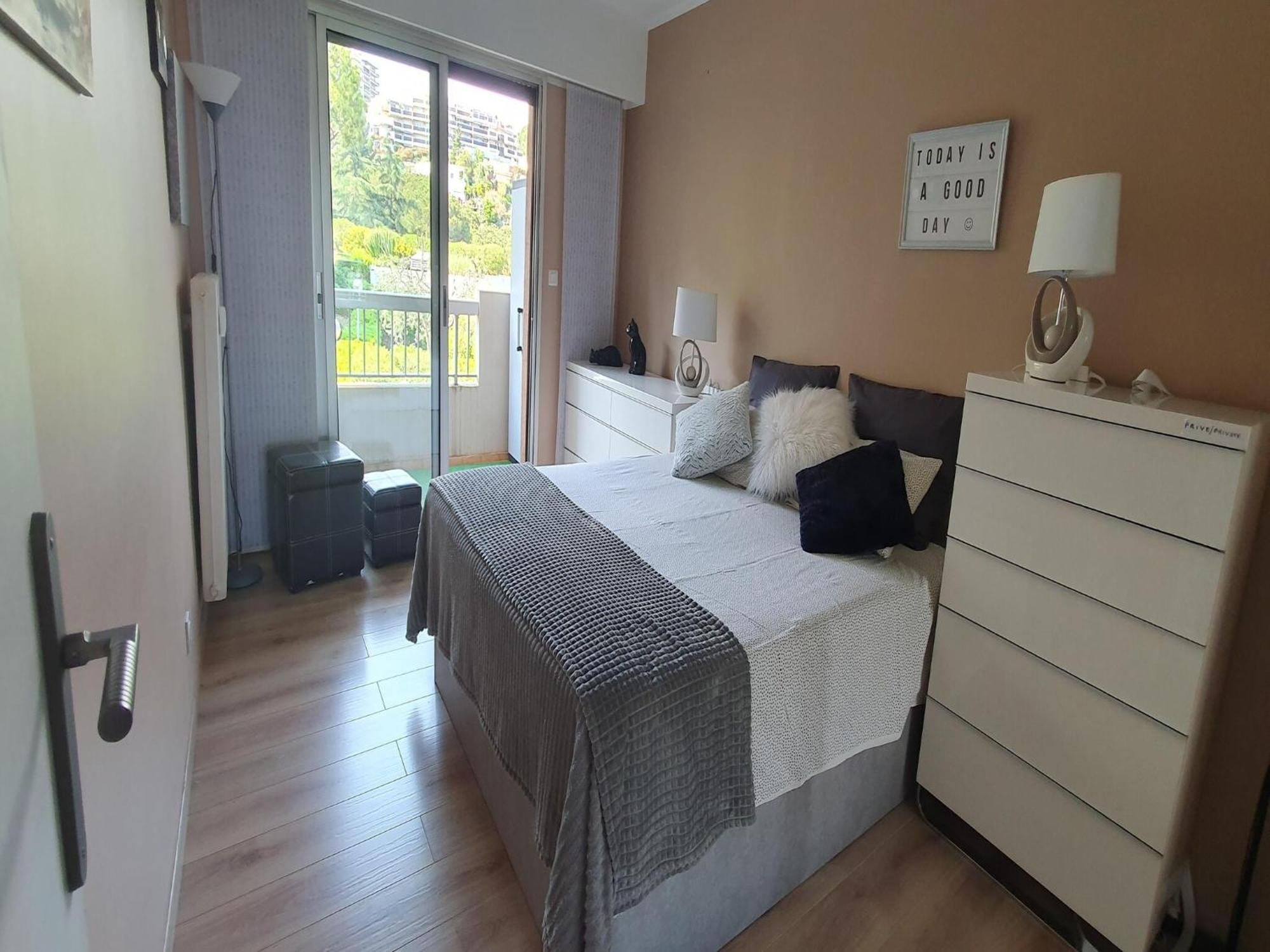 Classy Apartment In Nice With Pool And Private Parking Place Exterior photo